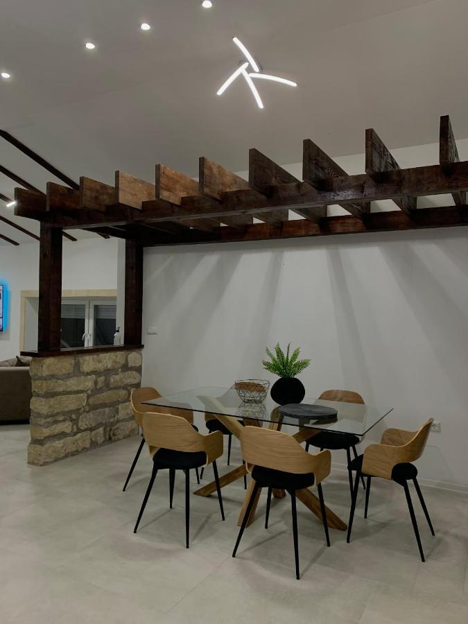 Kartal Centar Apartment Bihać Εξωτερικό φωτογραφία