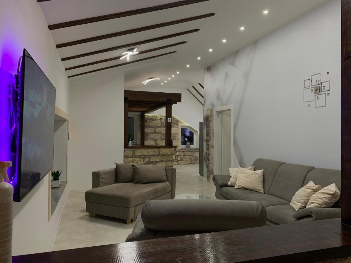 Kartal Centar Apartment Bihać Εξωτερικό φωτογραφία